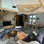 Goralska Domina Premium Alpstuga Zakopane