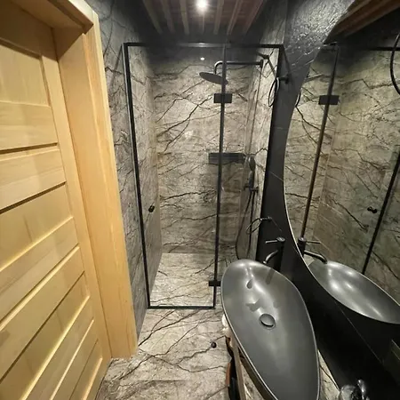 Goralska Domina Premium