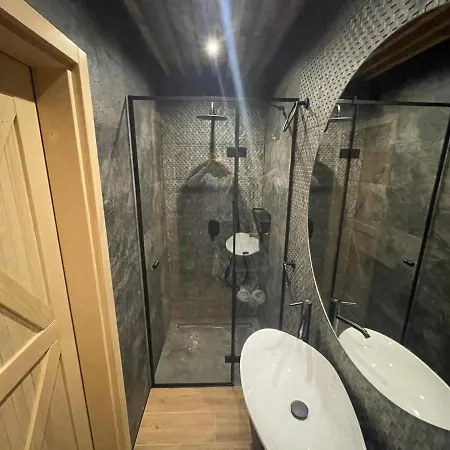 Goralska Domina Premium *