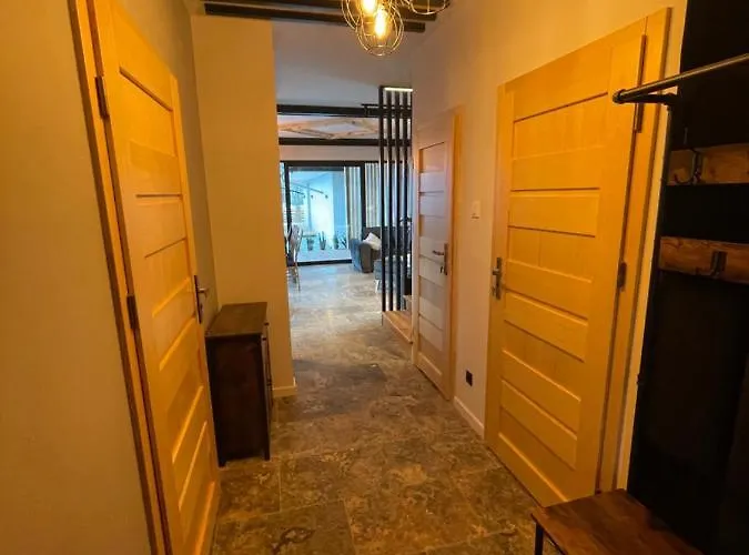 Goralska Domina Premium *